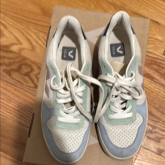 Veja Pastel Blue and Pink Sneakers - Picture 3 of 4